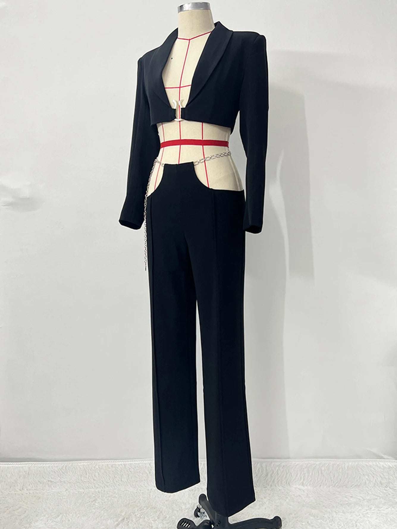 Runway Suit Set Slim V-Neck Long Sleeve Top & Cutout Chain Length Straight Pants Two piece Set