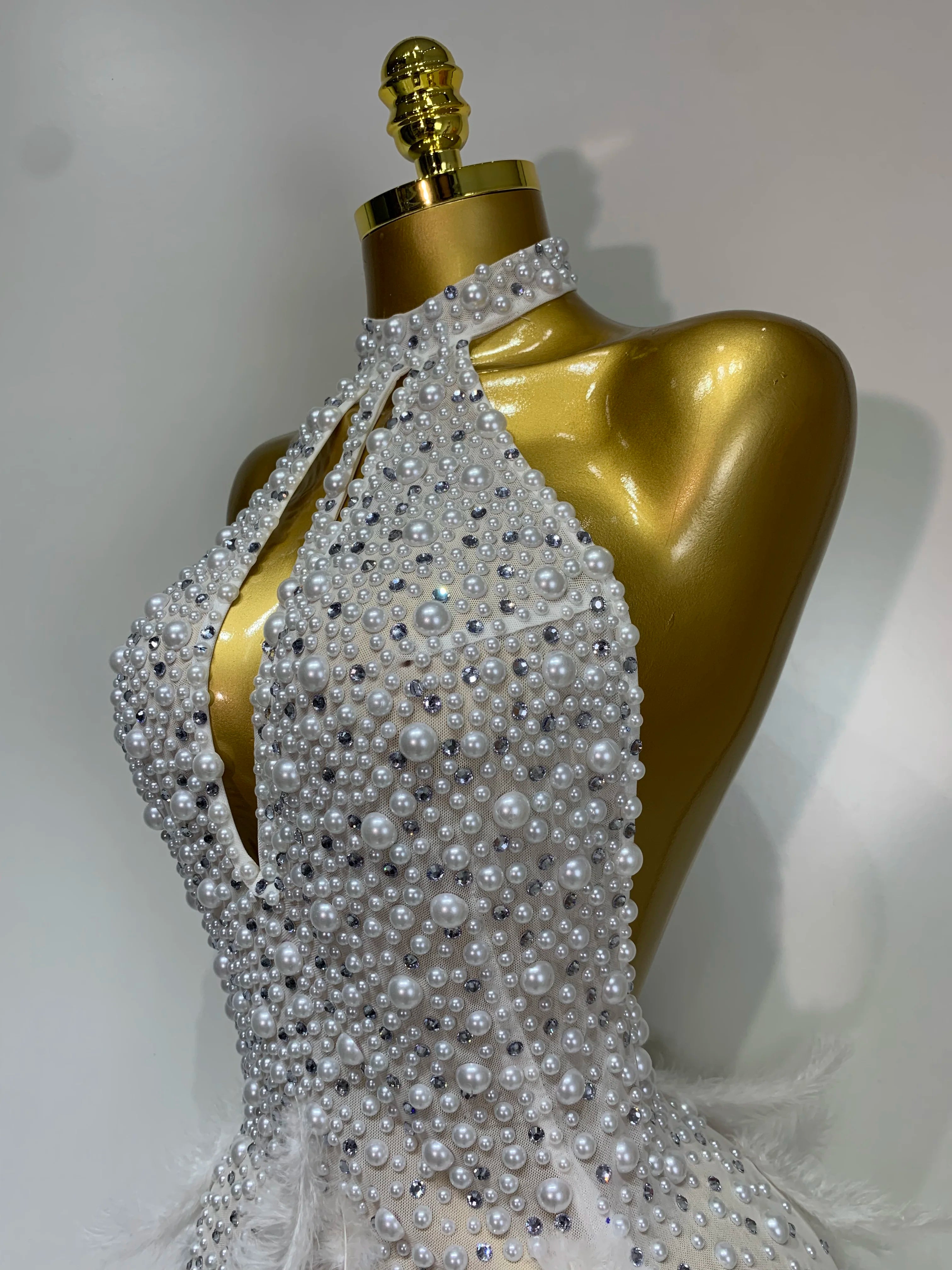 Luxury Rhinestones Pearls Halter Backless Short Feathers Dress