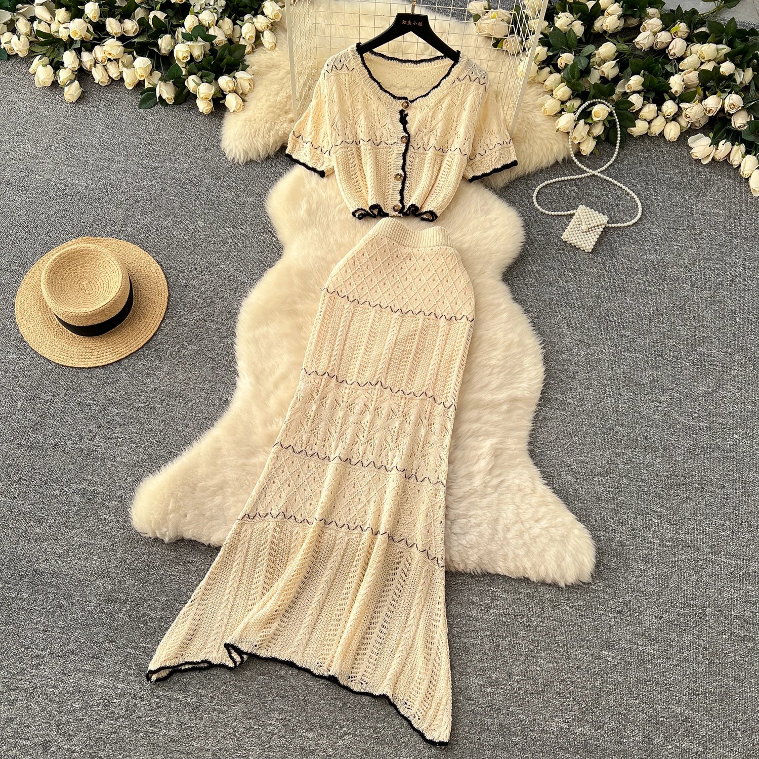 Short Sleeve O Neck Tops+Bodycon Skirt Hook Flower Hollow Two pcs Set