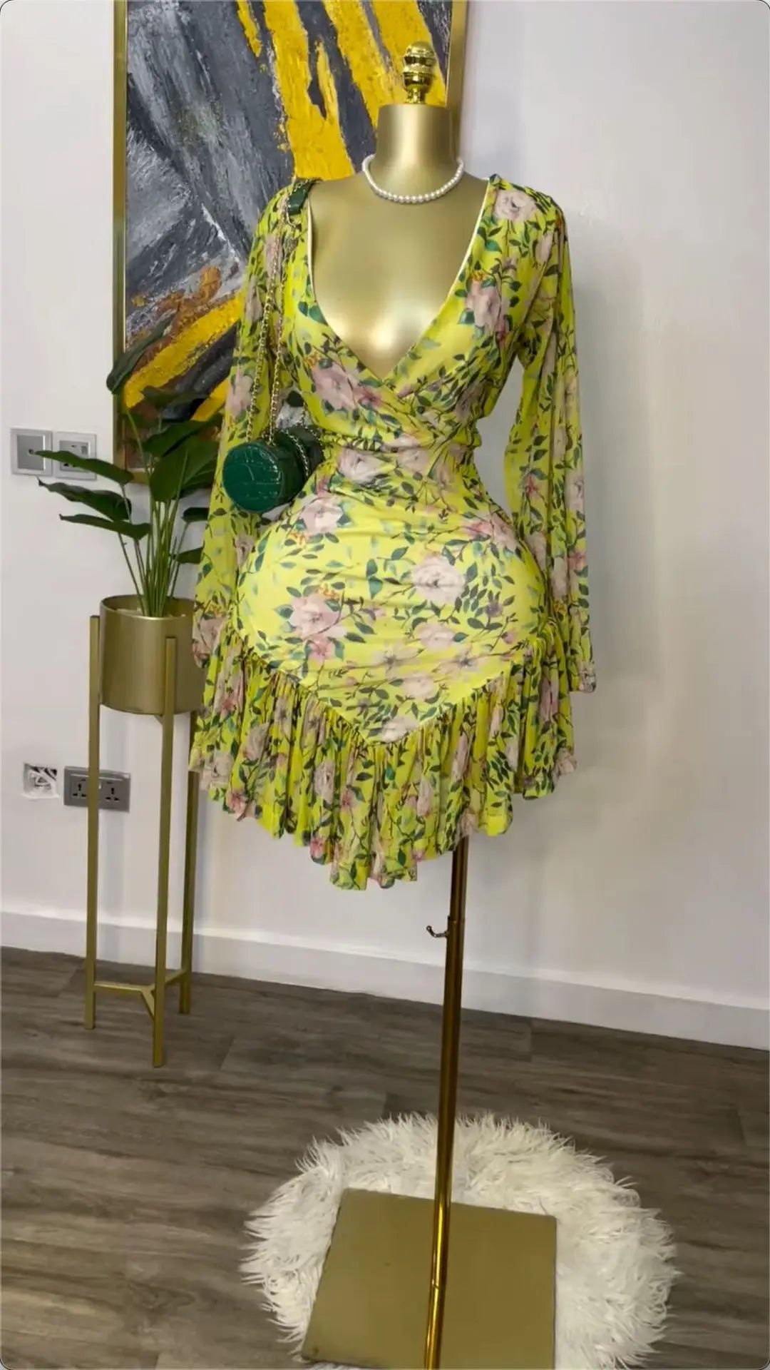 Floral Printed Long Sleeve V-neck Ruffles Mini Dress