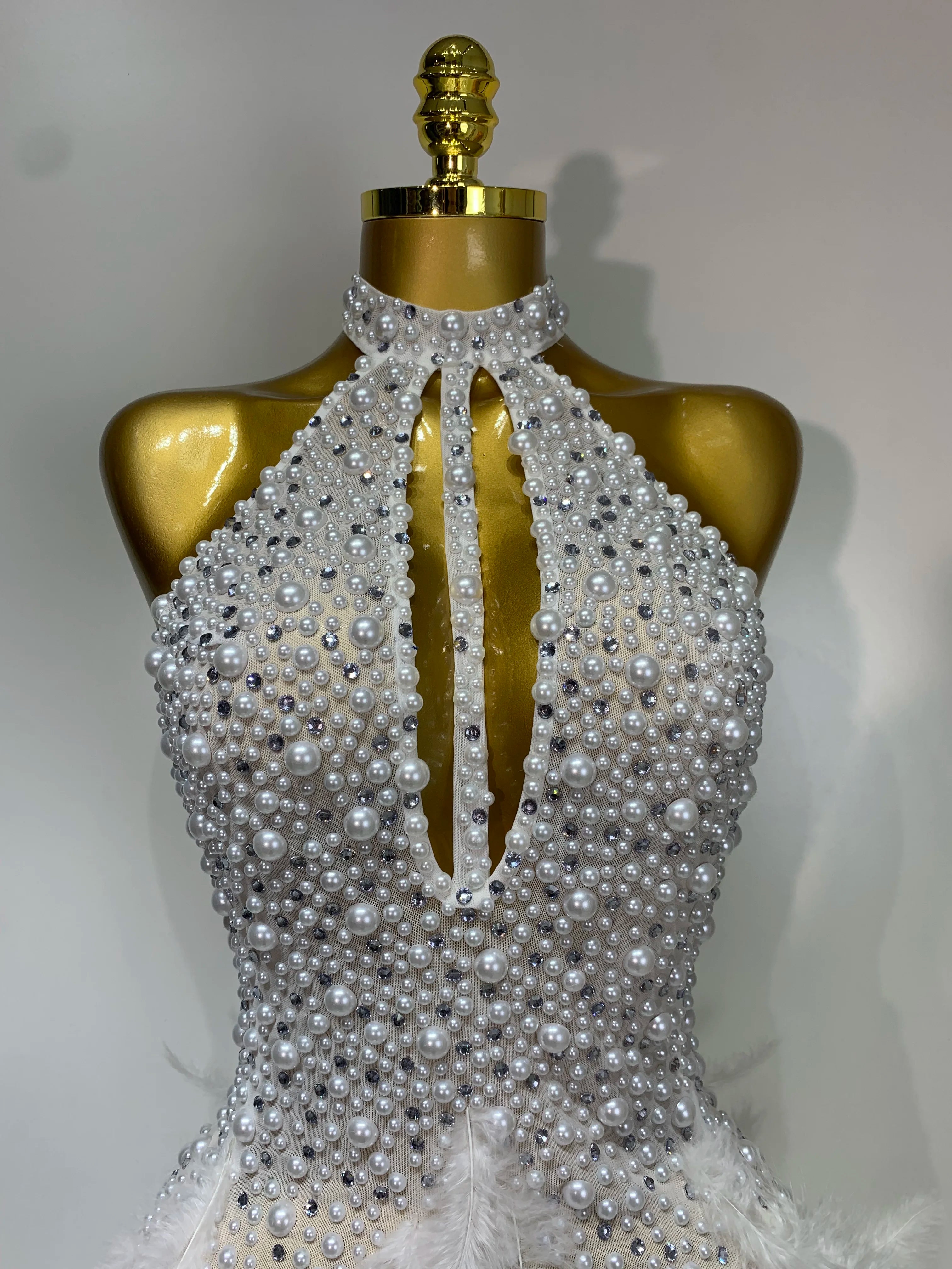 Luxury Rhinestones Pearls Halter Backless Short Feathers Dress