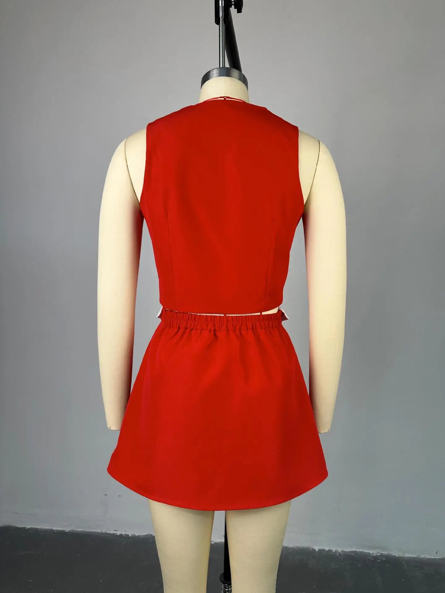 Two Piece Set Elegant V-neck Sleeveless Button Vest Tops+Pleat Mini Skirt Suit