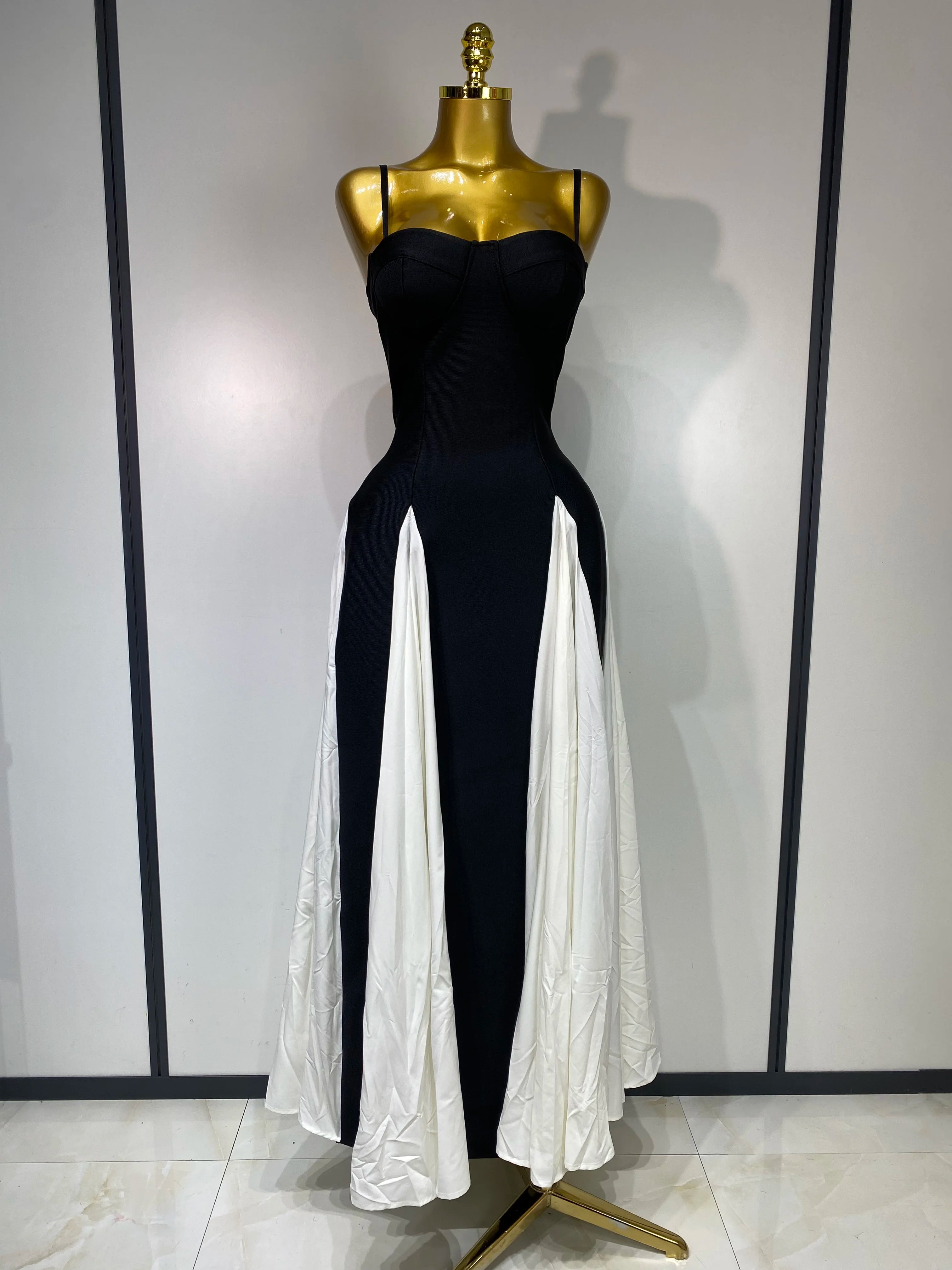 Elegant Sleeveless Backless High Waist Bandage Dress