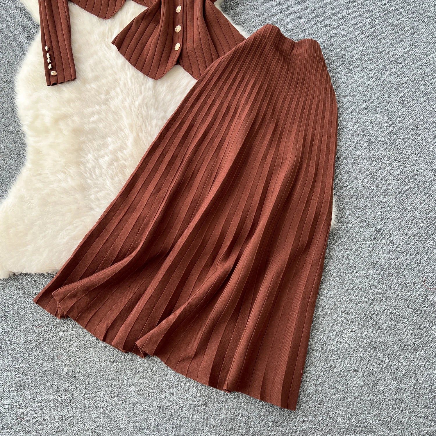 Knitted Full Sleeves Tops+Single Breasted Tank Tops+Elastic Waist Skirt  Suits