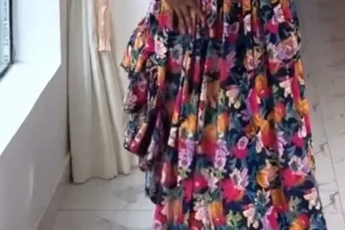 Sleeveless African V-Neck Slim Dress