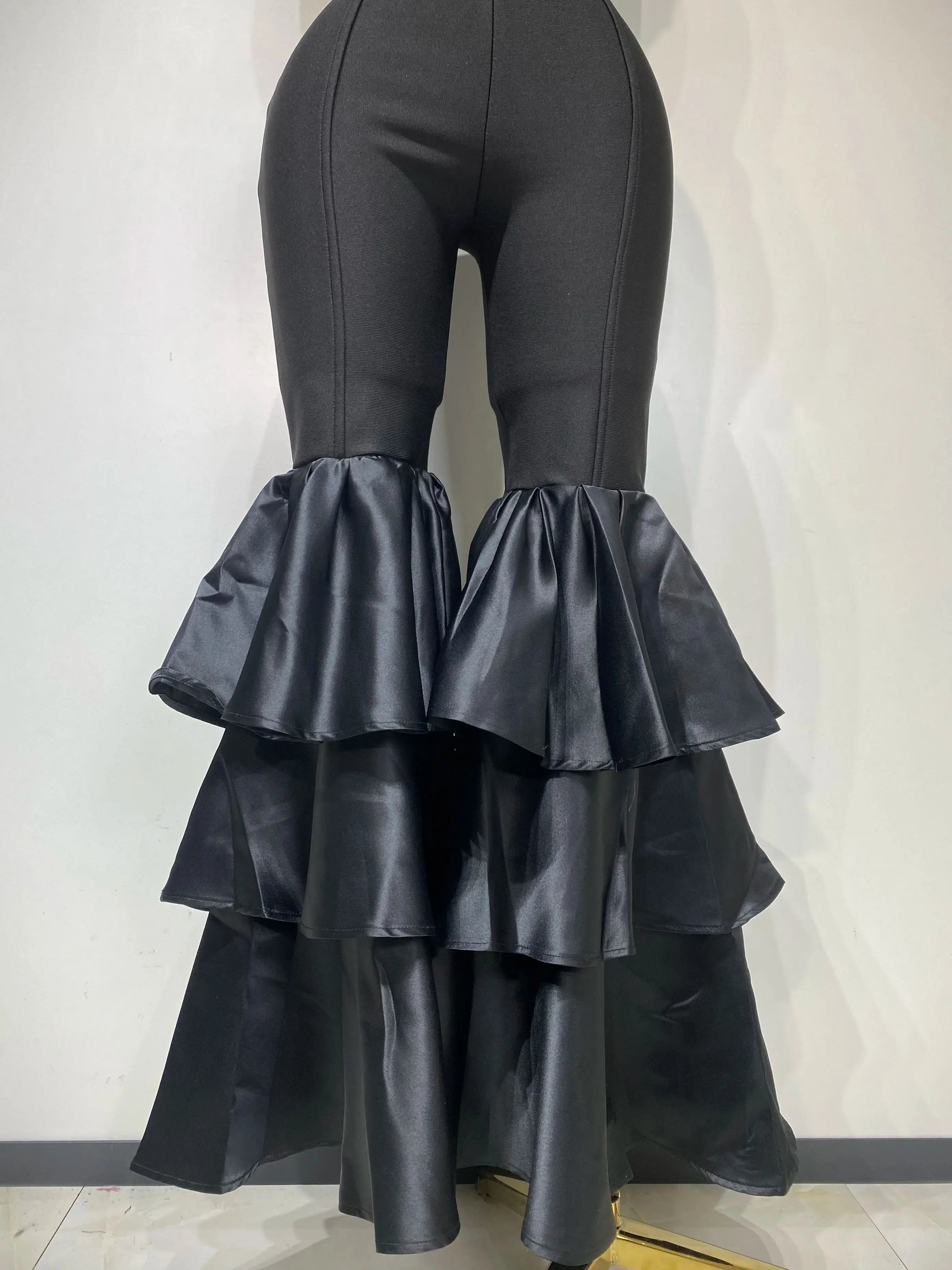 Luxury Strapless Ruffles Bodycon Flare Black Bandage Jumpsuit