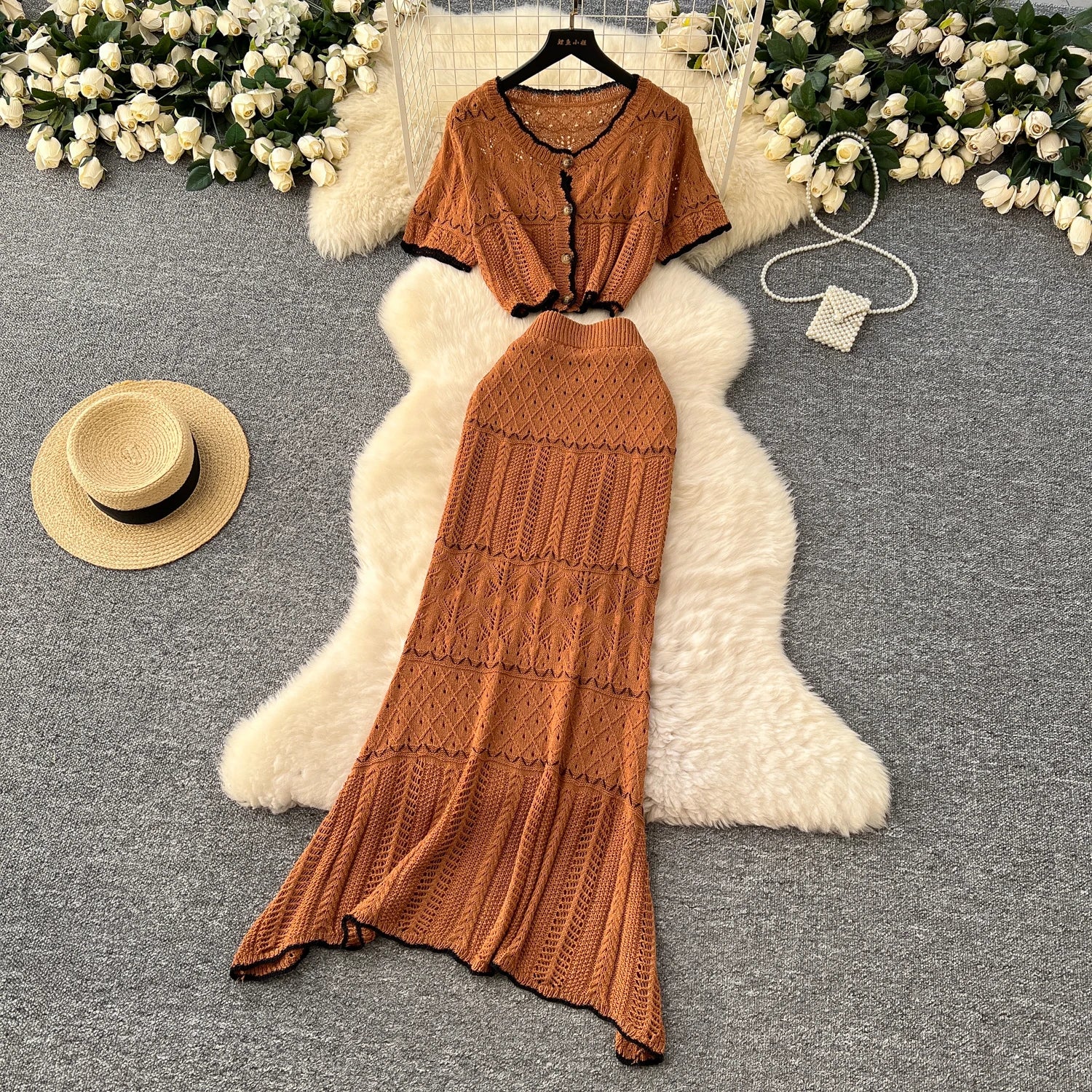 Short Sleeve O Neck Tops+Bodycon Skirt Hook Flower Hollow Two pcs Set