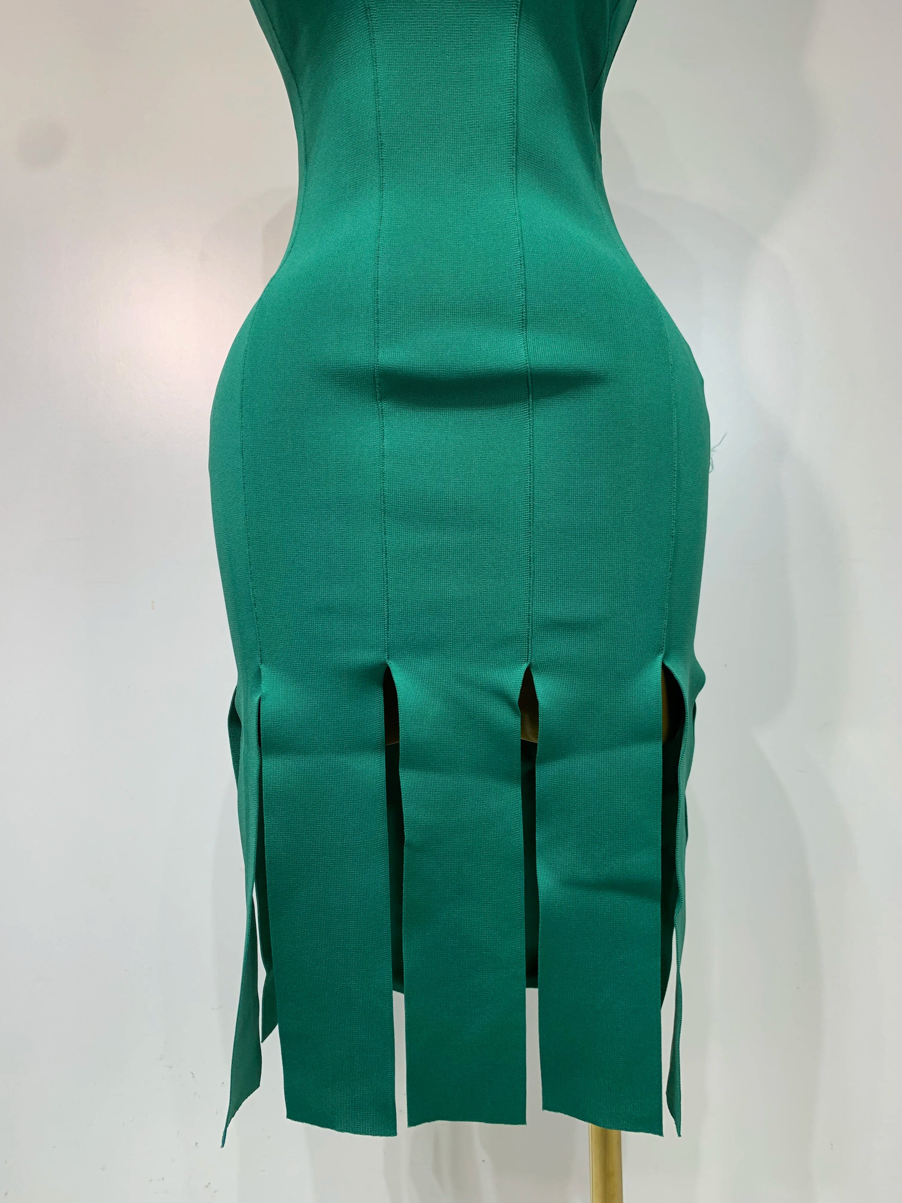 Luxury O Neck Sleeveless Hollow Out Fringe Dress