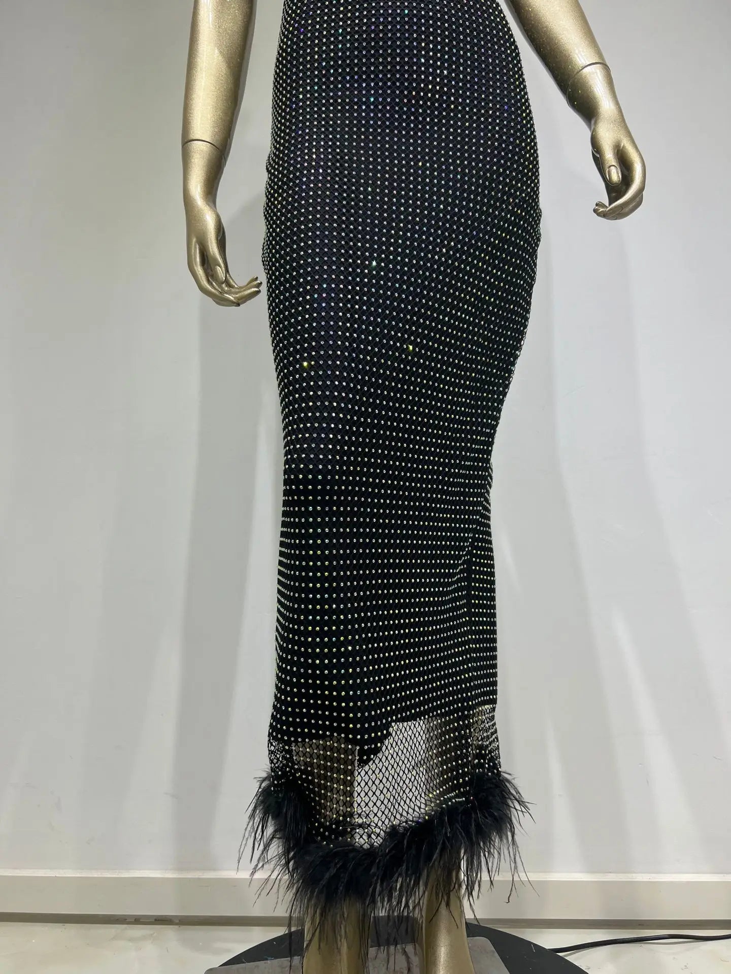 One Shoulder Diamonds Feather Black Midi Bandage Dress