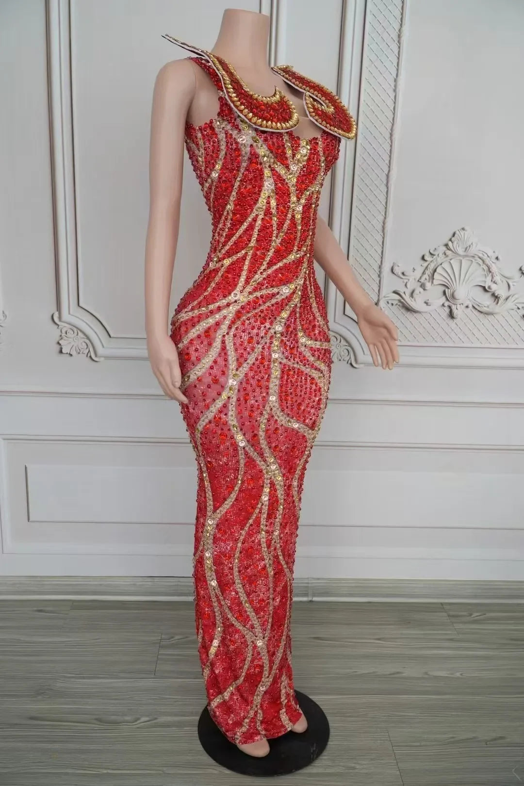 Luxury Crystals Diamonds Slit Elegant Sheath Dress