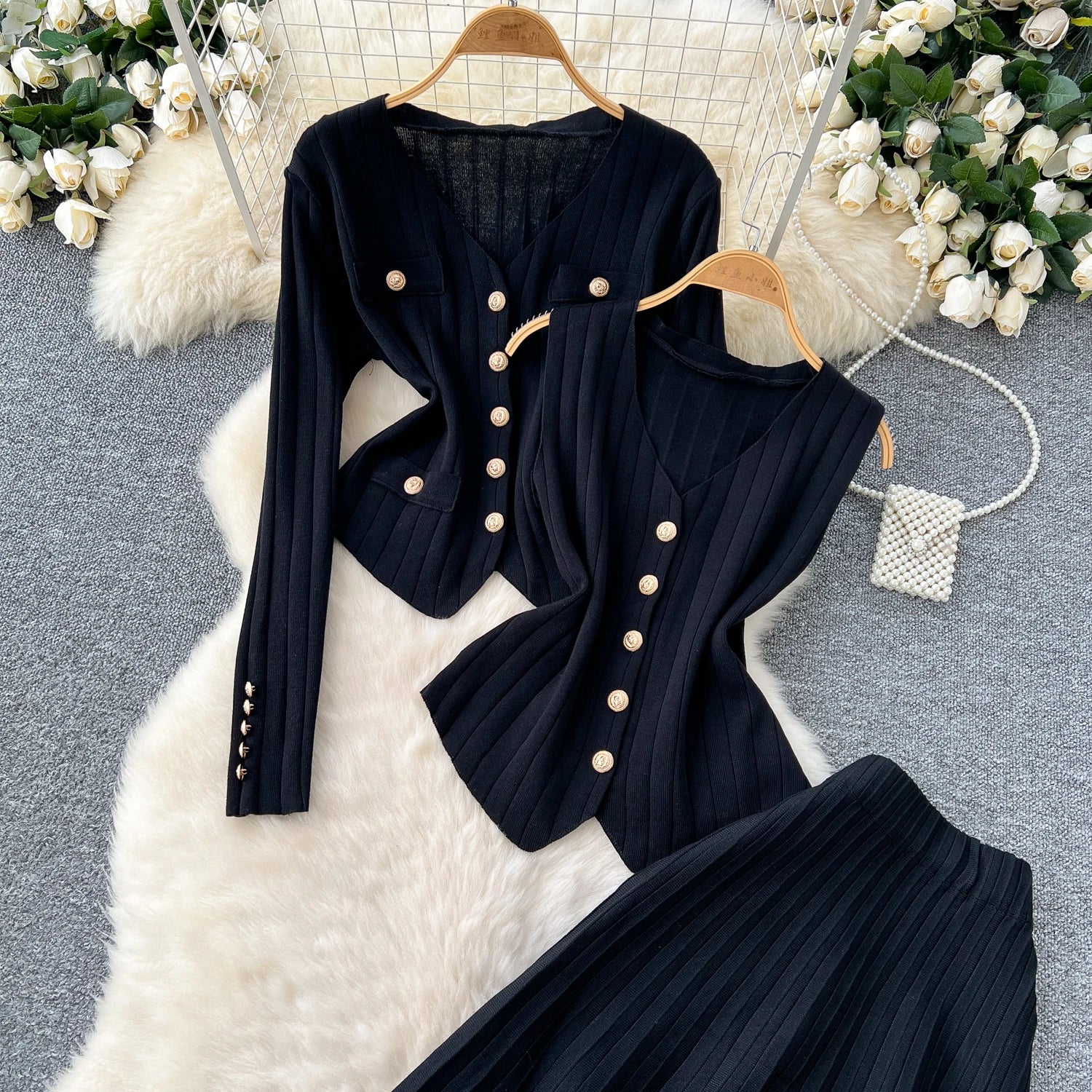 Knitted Full Sleeves Tops+Single Breasted Tank Tops+Elastic Waist Skirt  Suits