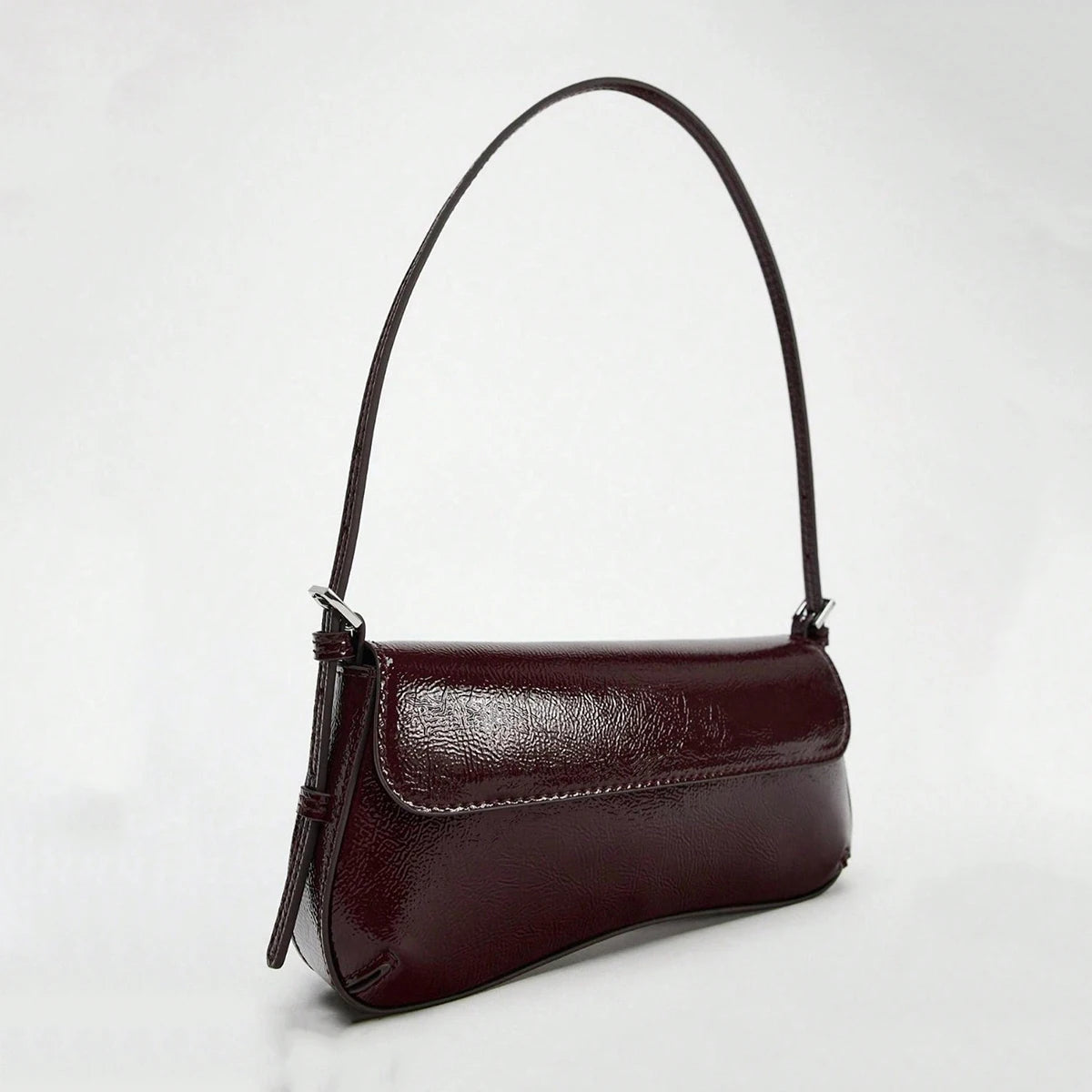 Classic trendy retro shoulder bag