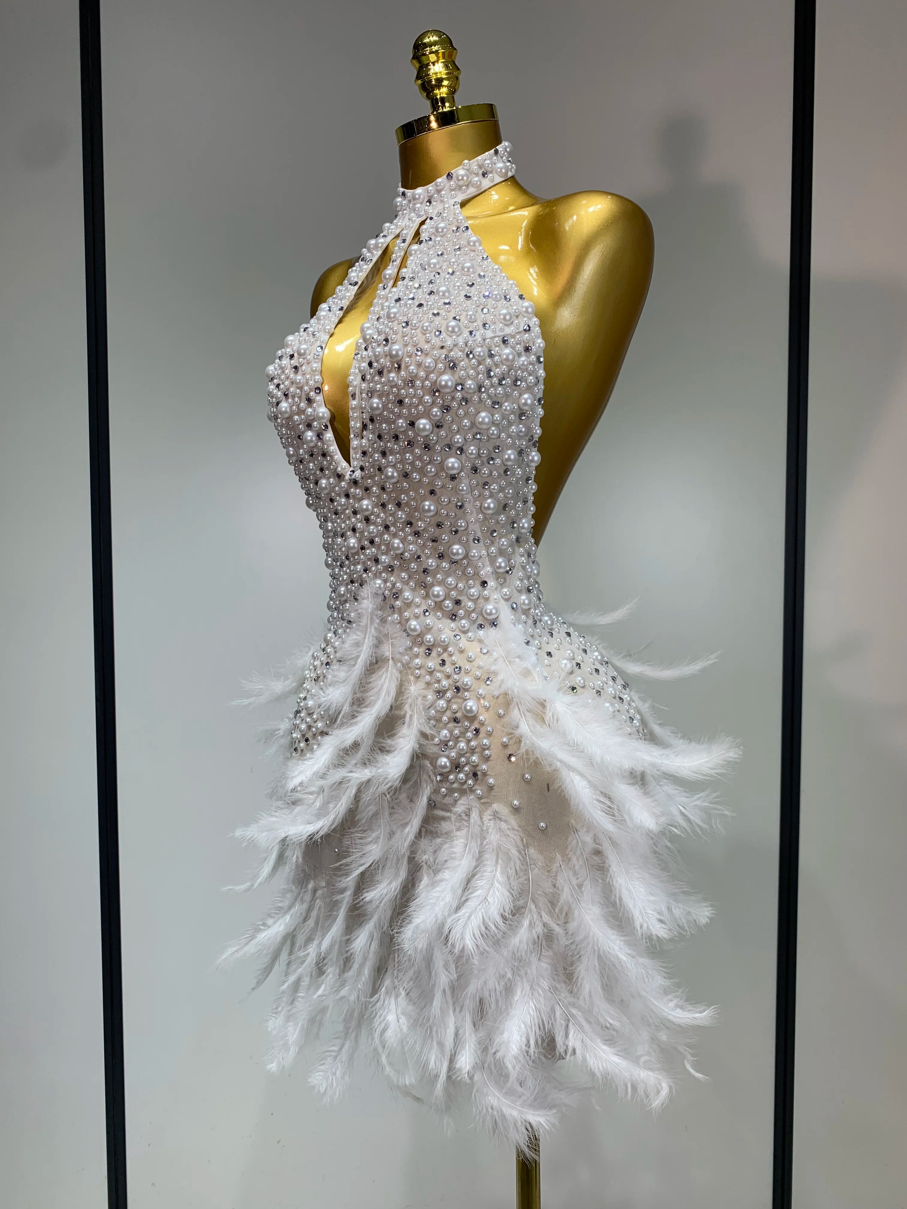 Luxury Rhinestones Pearls Halter Backless Short Feathers Dress