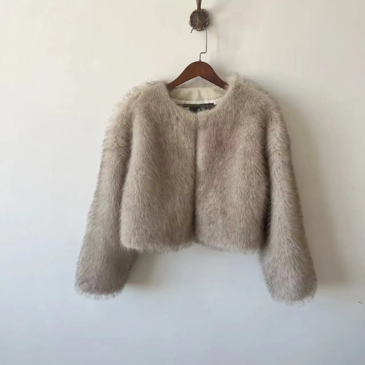 Gardient Cropped Fluffy Short Fur Jacket