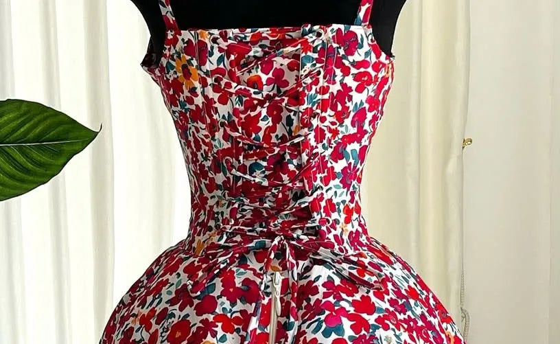 Sleeveless Elegant Mini Dress