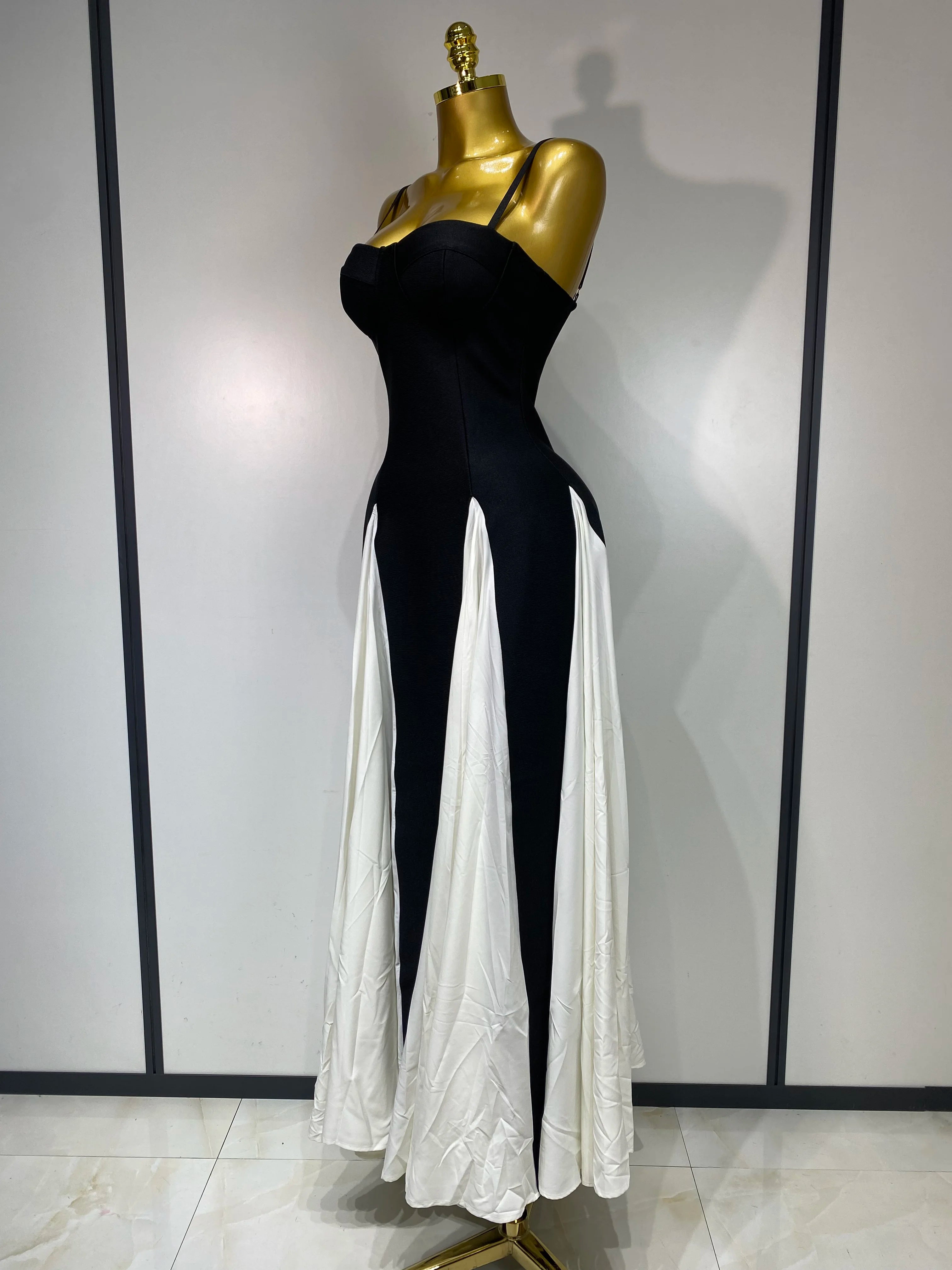 Elegant Sleeveless Backless High Waist Bandage Dress