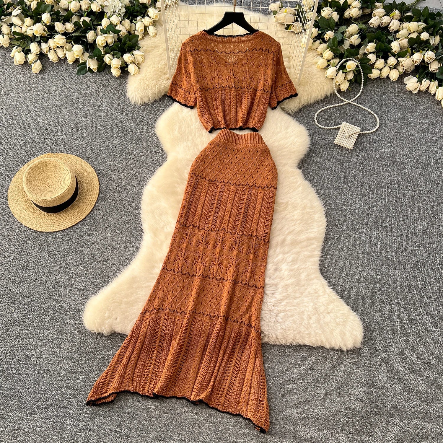 Short Sleeve O Neck Tops+Bodycon Skirt Hook Flower Hollow Two pcs Set