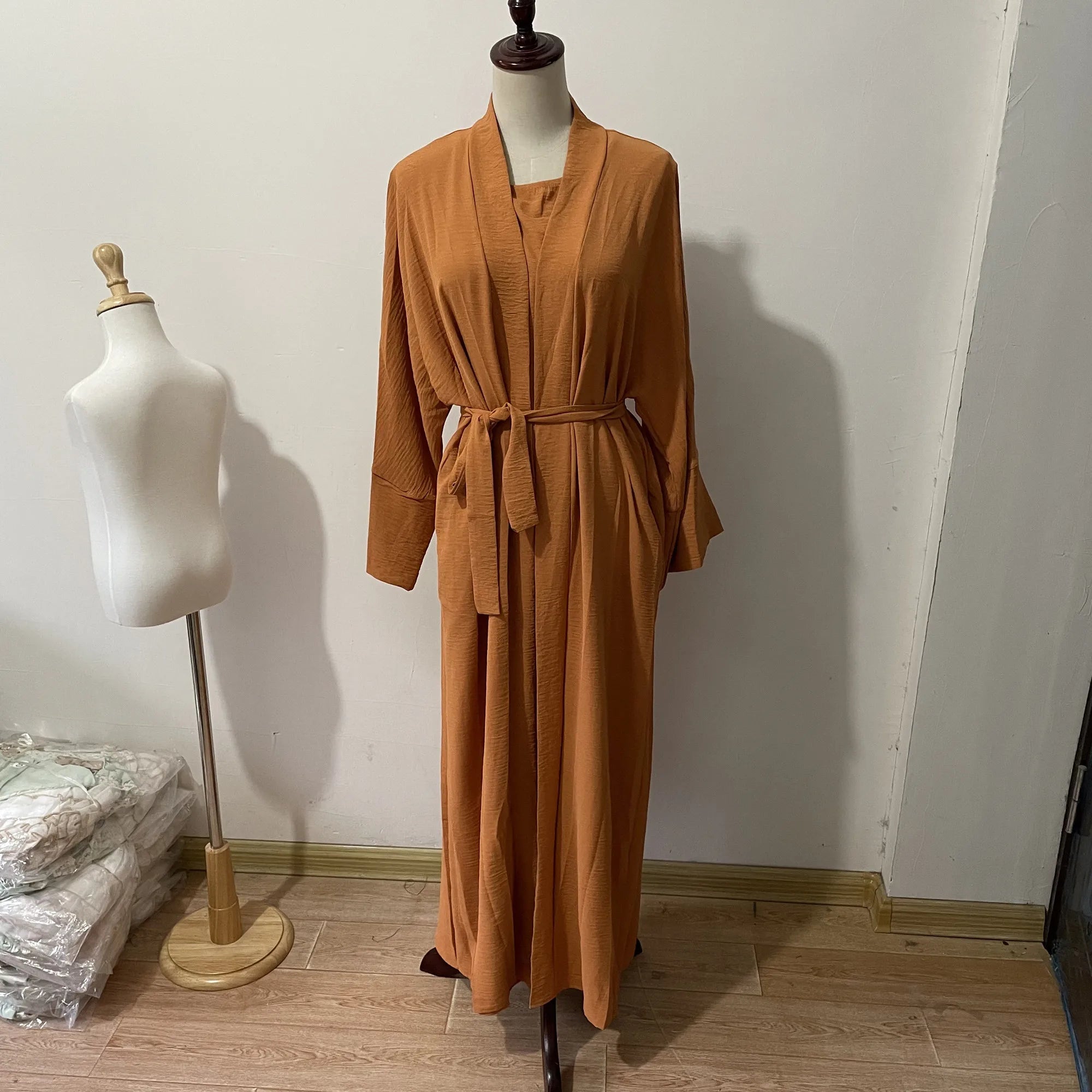 Two pieces Thick Abaya With Belt Dress