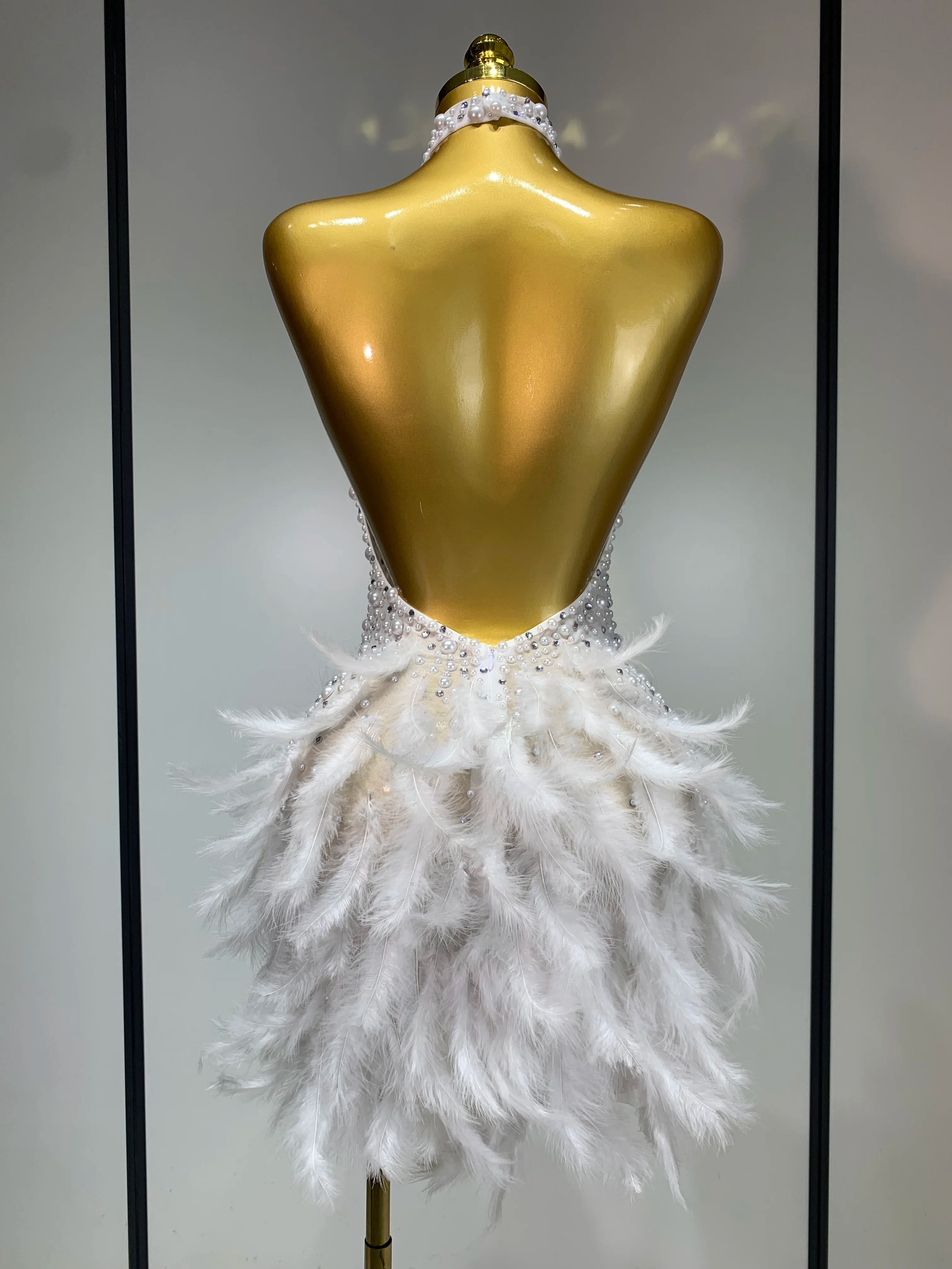 Luxury Rhinestones Pearls Halter Backless Short Feathers Dress
