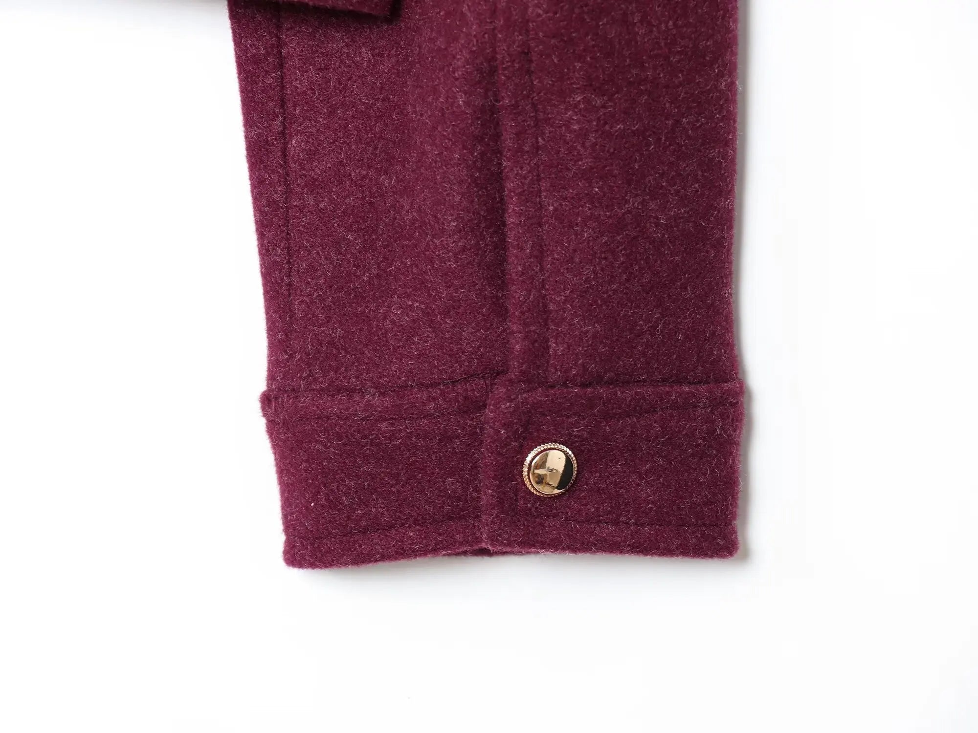 Long Sleeve Regular Fit Single Piece Winter Jacket.
