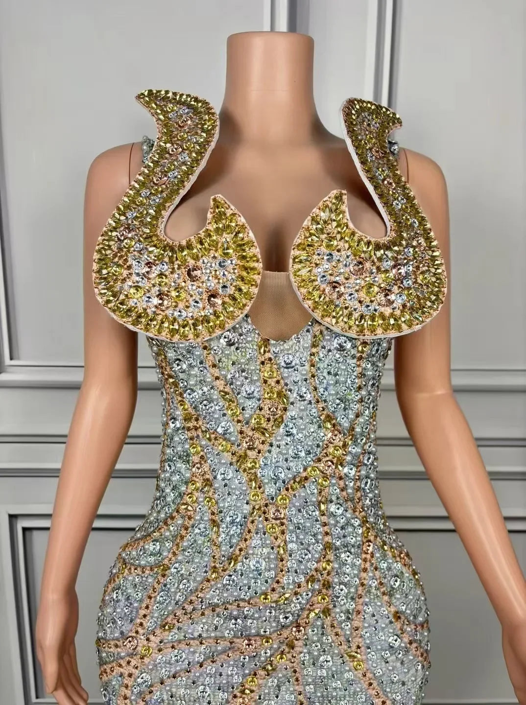 Luxury Crystals Diamonds Slit Elegant Sheath Dress