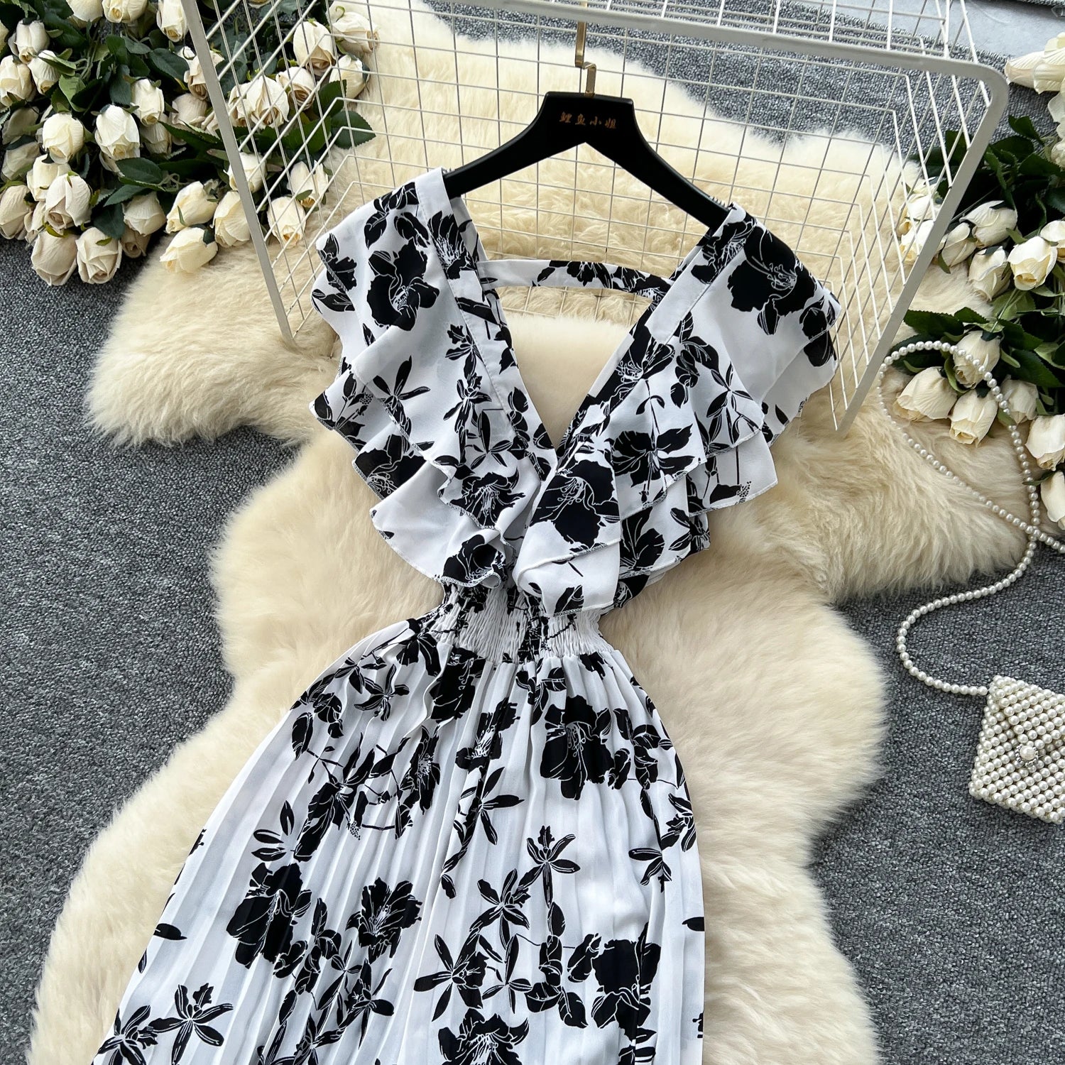 Casual Ruffles V Neck Elastic Slim Fit Backless Chic Rompers