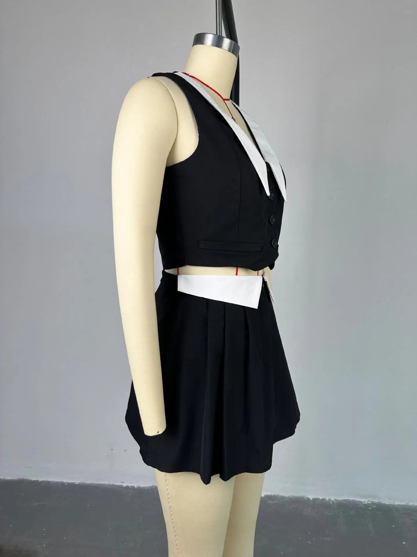 Two Piece Set Elegant V-neck Sleeveless Button Vest Tops+Pleat Mini Skirt Suit