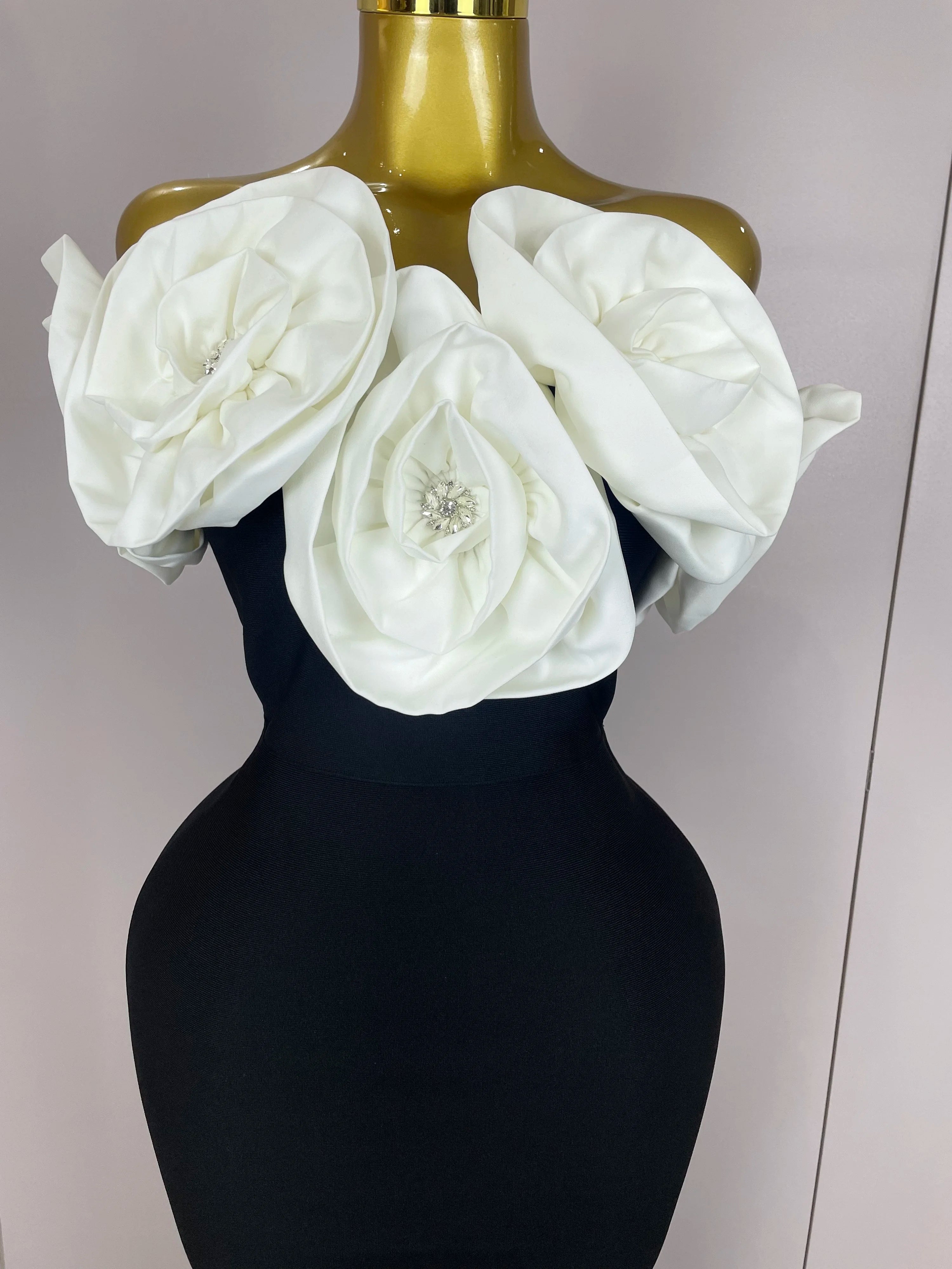 Stereoscopic Flowers Off The Shoulder Ankle Length Bandage Dress