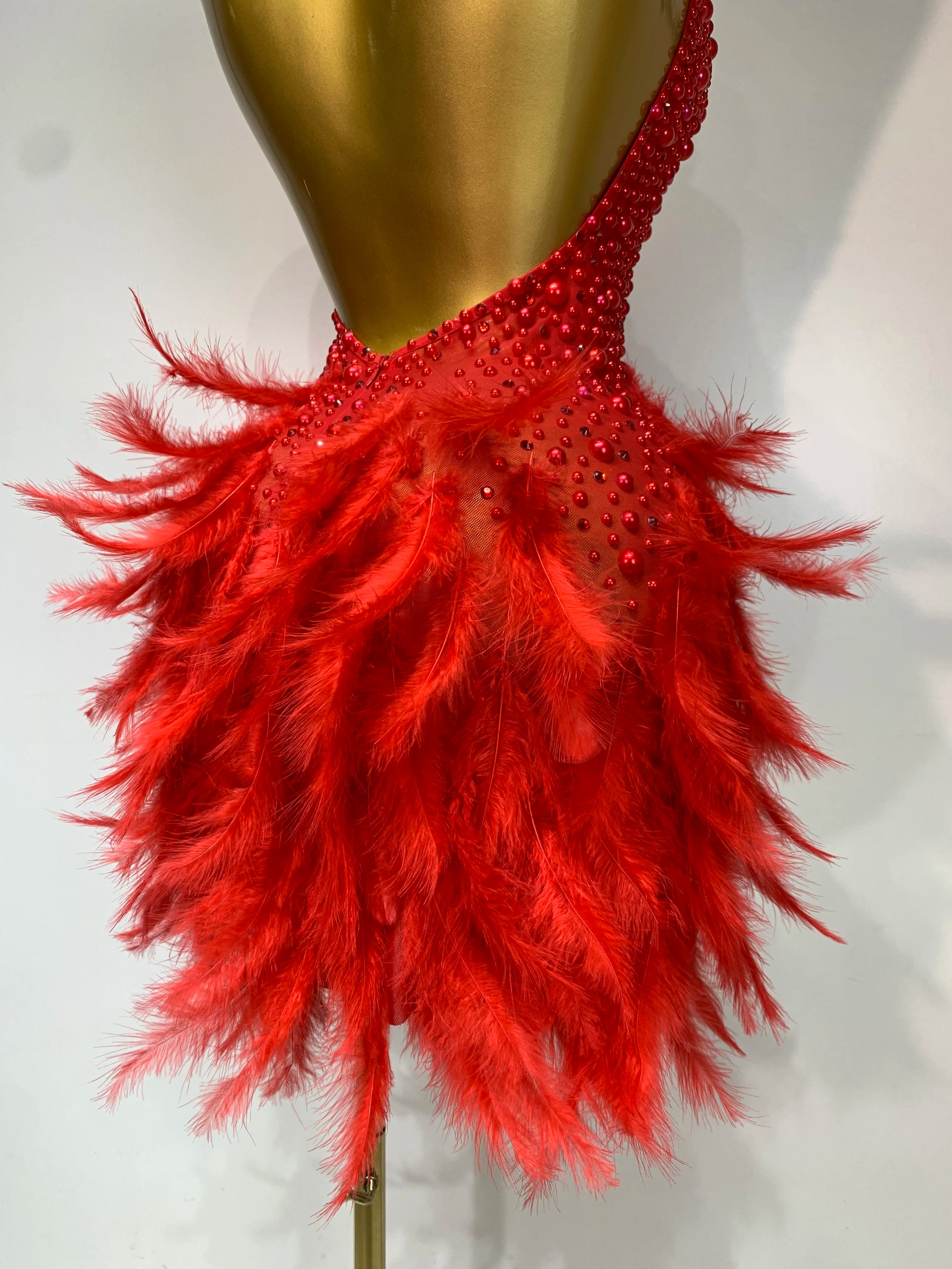 Luxury Rhinestones Pearls Halter Backless Short Feathers Dress
