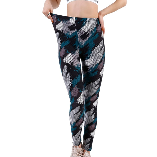 Ladies Camouflage Elastic Leggings